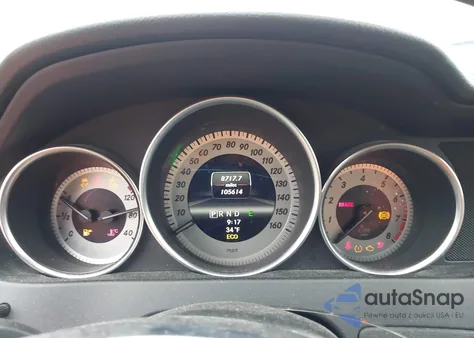 2013 Mercedes-Benz C 300 Sport 4Matic z USA, uszkodzony, nr VIN WDDGF8AB7DR256204